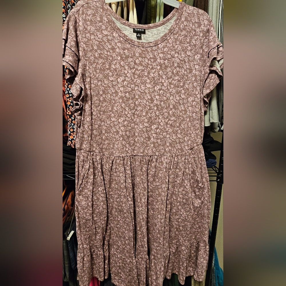 EUC Torrid Mauve Floral Dress Sz 2